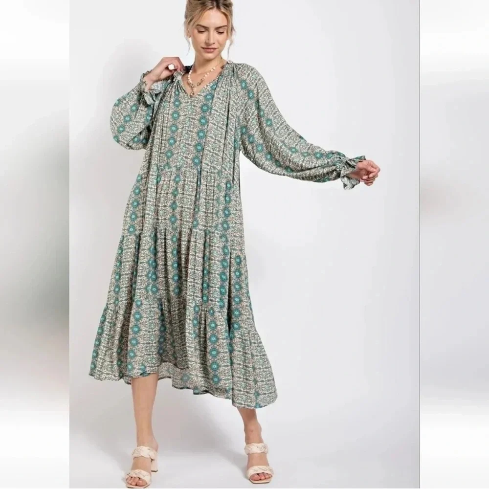 Easel Paisley Mint Green Printed Long Sleeve Gauze Maxi Dress - Picture 3 of 10